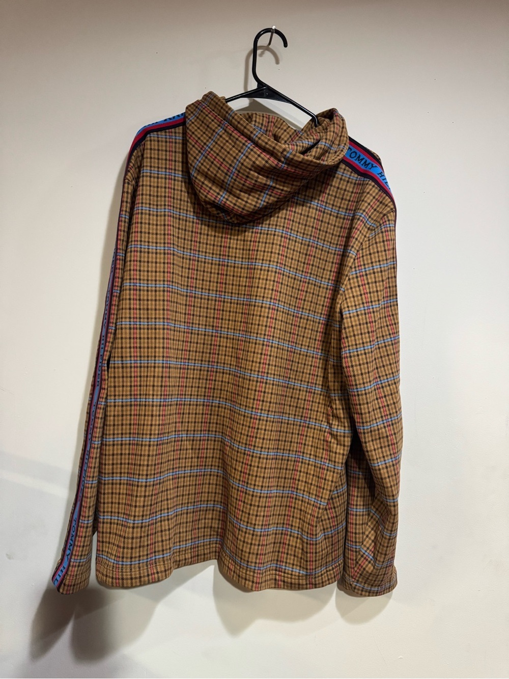 Tommy Hilfiger Tan Plaid Hoodie with Blue-Red Branded Sleeve Tape - Picture 8 of 8